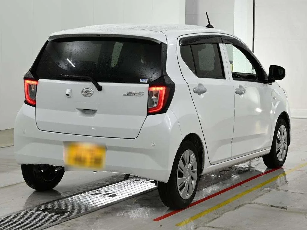 Daihatsu Mira e:S LA350S 2024